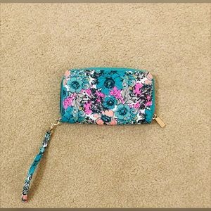 Floral wristlet